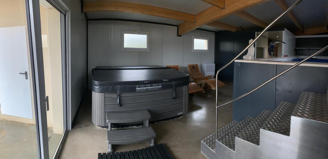 Belle 6 Pers 2h Espace Bien-etre Privatise Inclus 80 M2 De Detente Garantie Villa Equilly