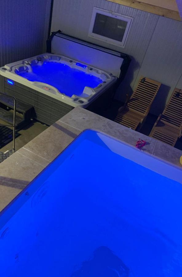 Belle 6 Pers 2h Espace Bien-etre Privatise Inclus 80 M2 De Detente Garantie Villa